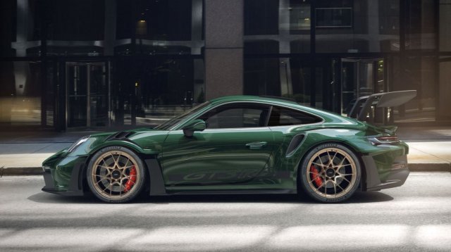 this-is-probably-the-best-spec-for-the-2023-porsche-911-gt3-rs_5.jpg