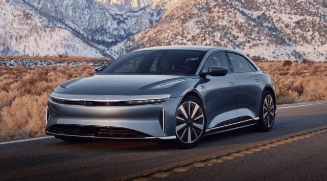 lucid-air-pure-whitney.jpg