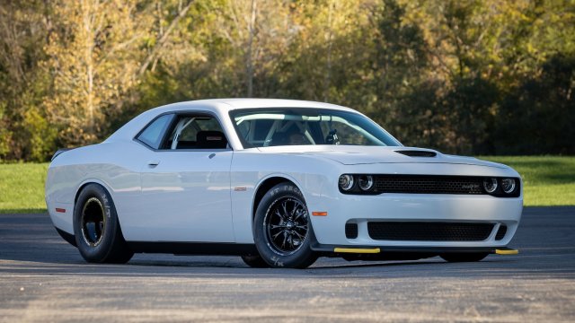 2021-Dodge-Challenger-Drag-Pak-9.jpg